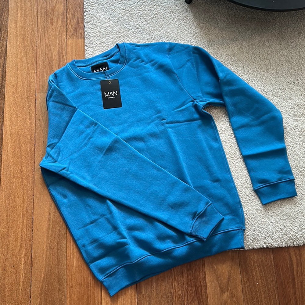 Crewneck sweater